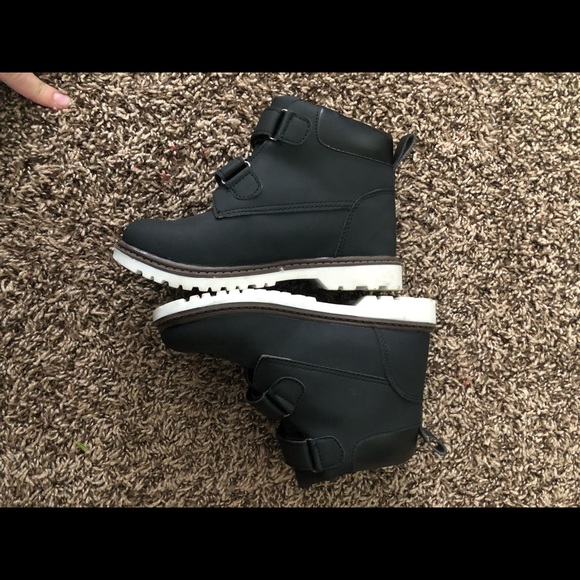 Kids boots size 11 runner - Picture 5 of 7